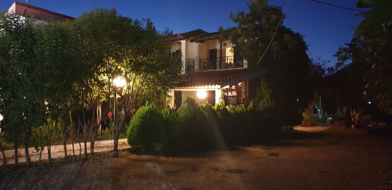 Tholeto Apartments 아기오스고르디오스 외부 사진